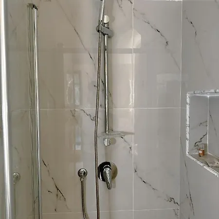 Del Carmine 23 Барі